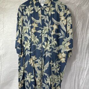 Campia moda Hawaiian shirt men’s medium